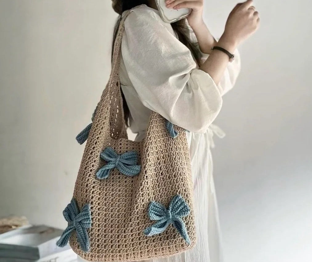 Crochet bow hobo bag