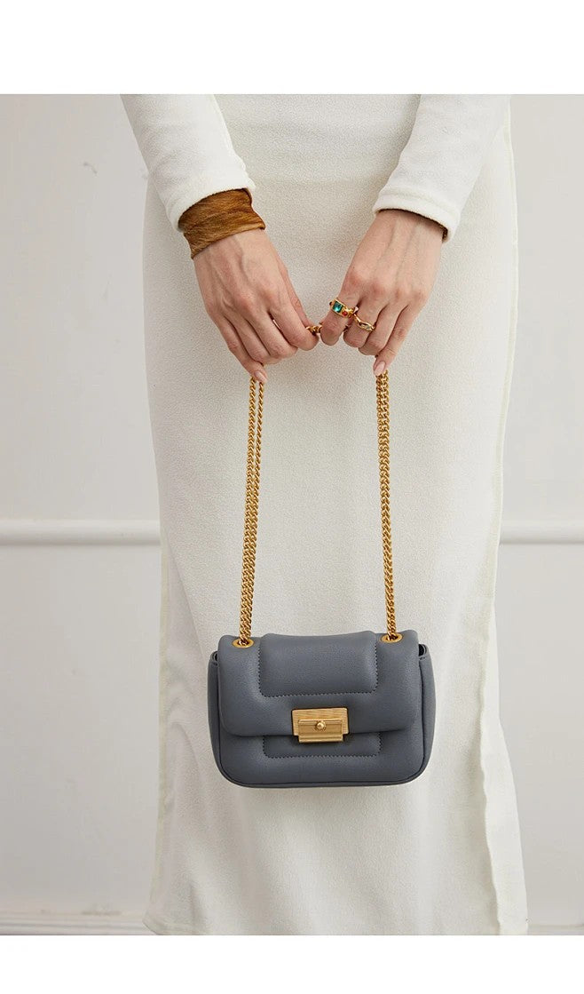 70$ Super popular small handbag versatile shoulder crossbody bag